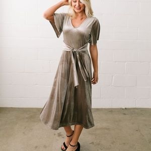 Smile Sparkle Shine Velvet Dress In Champagne
